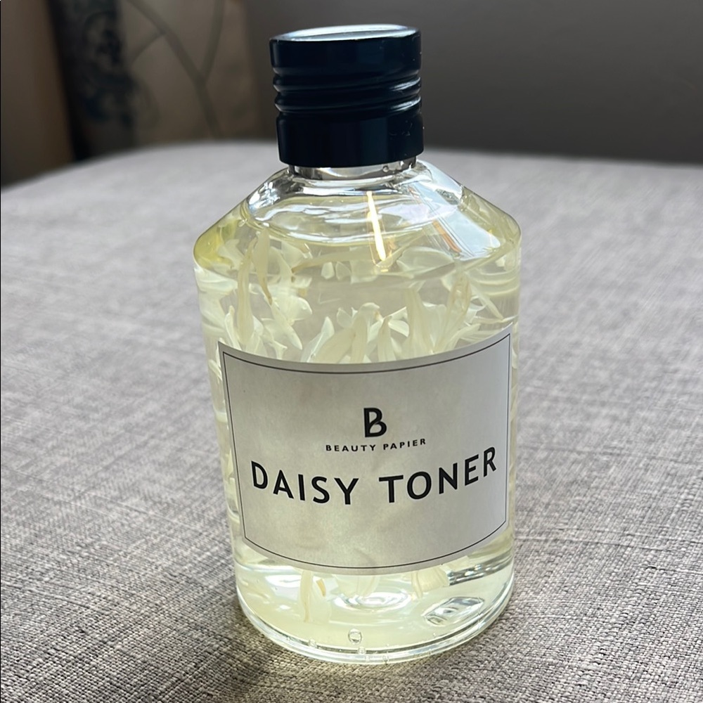 Beauty Papier Daisy Toner New Unopened 200 g,